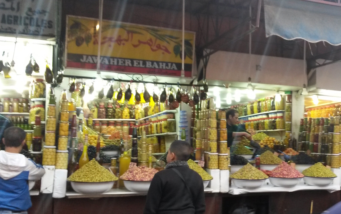 tl_files/uploads/blog/Marrakesch/17 marrakesh Olivenmarkt im Souk.jpg